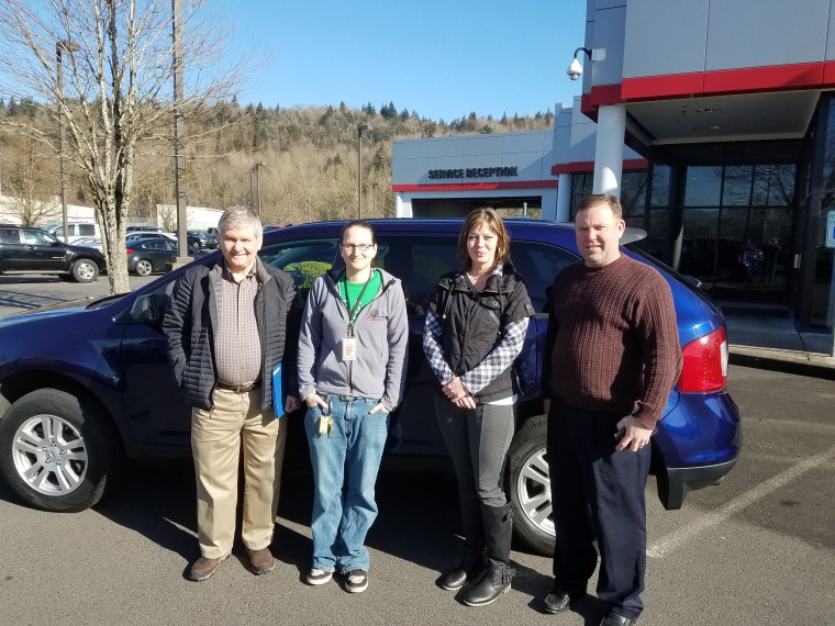 outreach-team-and-vehicle