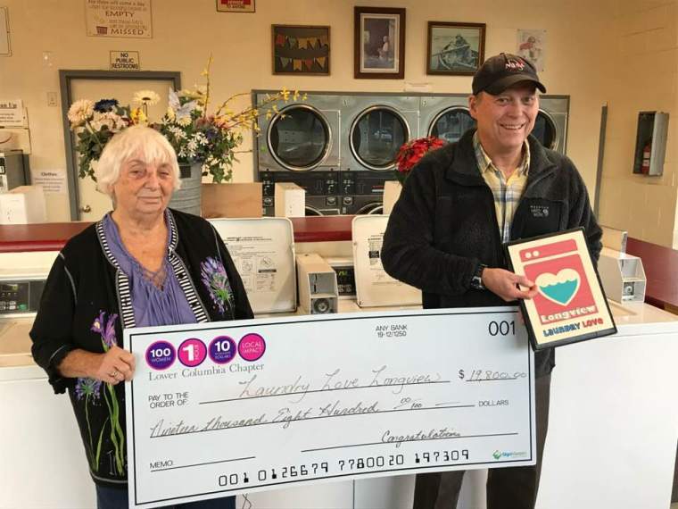 23755463_10214817734786608_2458587878657981809_n (1)